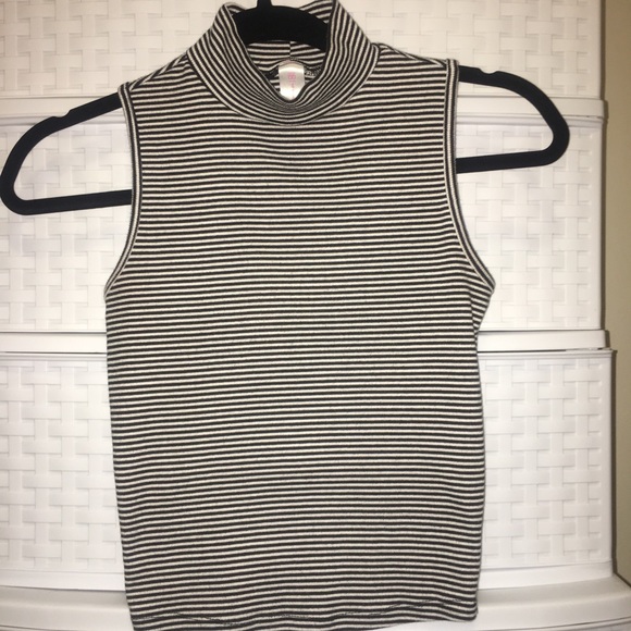 Tops - Turtleneck short  sleeve